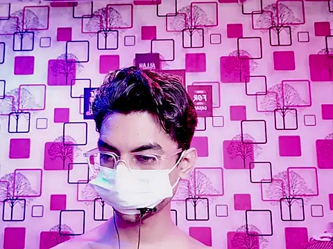 ChiseledCharm online show from 30, 9, 2025