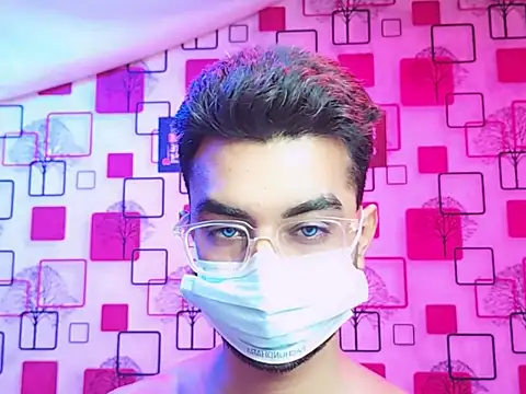 ChiseledCharm online show from 7, 11, 2025