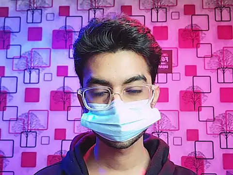 ChiseledCharm online show from 15, 12, 2025