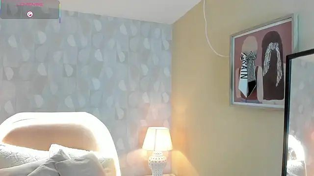 isabella milf  online show from 30, 10, 2025