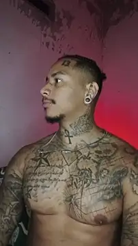 Snapshot of David_tatto1 chatting on 5, 2, 2026 David tatto1 online show from 5, 2, 2026