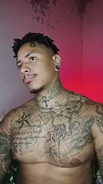 Snapshot of David_tatto1 chatting on 18, 2, 2026 David tatto1 online show from 18, 2, 2026