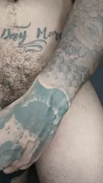 Snapshot of David_tatto1 chatting on 17, 4, 2026 David tatto1 online show from 17, 4, 2026