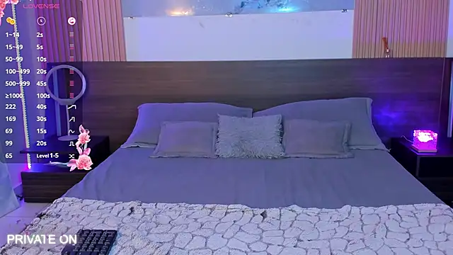 samanthaa moon online show from 1, 10, 2025