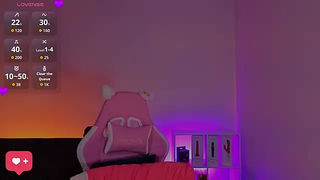 Snapshot of Gaby__Howards chatting on 2, 4, 2026 Gaby Howards online show from 2, 4, 2026