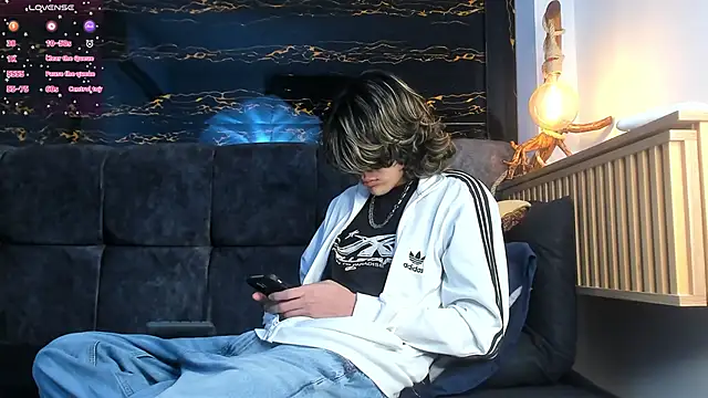 Diamond twink online show from 30, 10, 2025