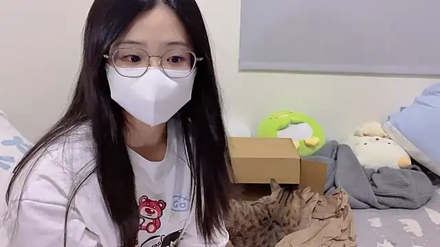 LHeart online show from 19, 10, 2025