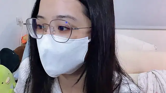 Snapshot of LHeart chatting on 23, 7, 2026 LHeart online show from 23, 7, 2026