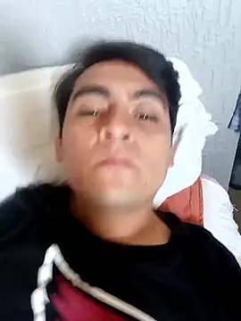 Snapshot of Ravenvodka chatting on 23, 9, 2025 Ravenvodka online show from 23, 9, 2025