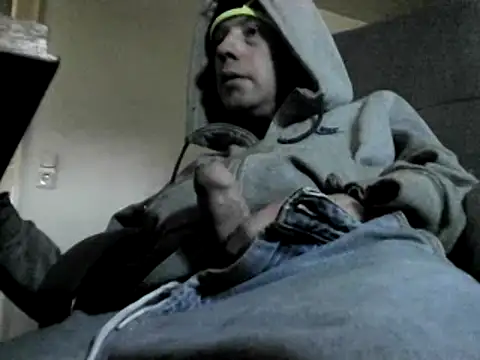 Snapshot of skateboy78 chatting on 19, 1, 2025 skateboy78 online show from 19, 1, 2025