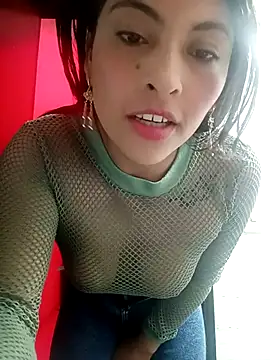 Snapshot of Fox_Roxxan chatting on 13, 9, 2025 Fox Roxxan online show from 13, 9, 2025