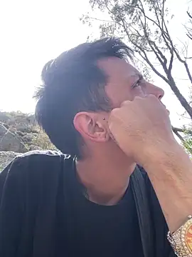 andrewcoopper1 online show from 4, 2, 2026