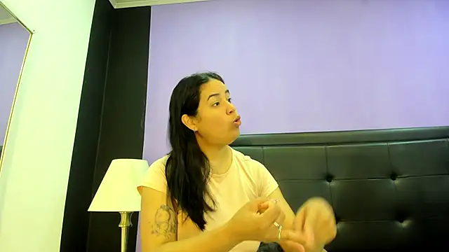 Snapshot of GreciaFox1 chatting on 19, 6, 2026 GreciaFox1 online show from 19, 6, 2026