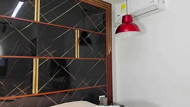 Snapshot of HannyThompson chatting on 31, 3, 2026 HannyThompson online show from 31, 3, 2026