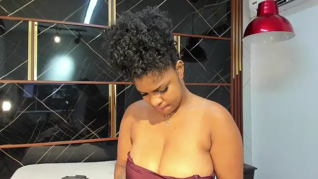 Snapshot of HannyThompson chatting on 1, 4, 2026 HannyThompson online show from 1, 4, 2026