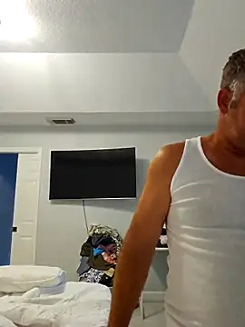 Snapshot of cubanitofeliz40 chatting on 10, 9, 2025 cubanitofeliz40 online show from 10, 9, 2025