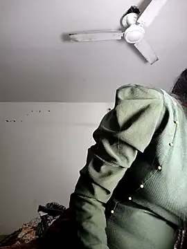 Snapshot of cute_radhikaa chatting on 3, 2, 2026 cute radhikaa online show from 3, 2, 2026