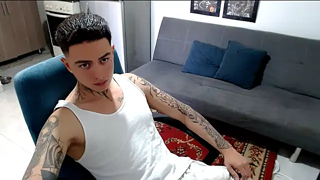 Snapshot of santii_ss chatting on 9, 1, 2026 santii ss online show from 9, 1, 2026