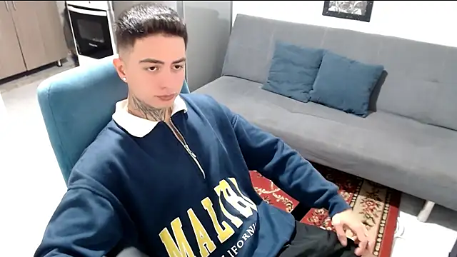 Snapshot of santii_ss chatting on 13, 1, 2026 santii ss online show from 13, 1, 2026