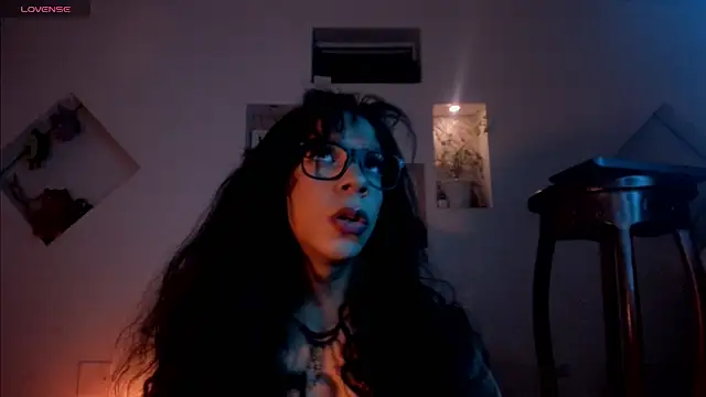 Snapshot of Chloe_cooperr chatting on 26, 10, 2025 Chloe cooperr online show from 26, 10, 2025