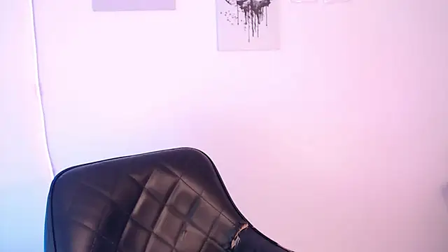 Snapshot of Andreiina_240 chatting on 26, 3, 2026 Andreiina 240 online show from 26, 3, 2026