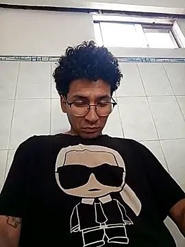 Snapshot of LecheDeSoya666 chatting on 18, 9, 2025 LecheDeSoya666 online show from 18, 9, 2025