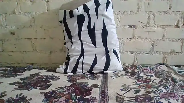 LecheDeSoya666 online show from 29, 7, 2026