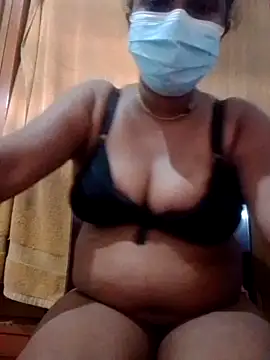 Snapshot of boosypussy chatting on 7, 4, 2026 boosypussy online show from 7, 4, 2026