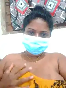 Snapshot of boosypussy chatting on 24, 4, 2026 boosypussy online show from 24, 4, 2026