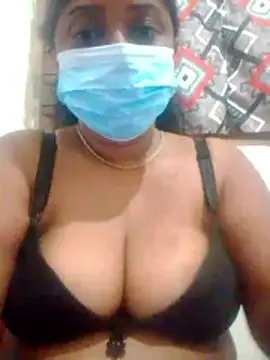 Snapshot of boosypussy chatting on 25, 4, 2026 boosypussy online show from 25, 4, 2026