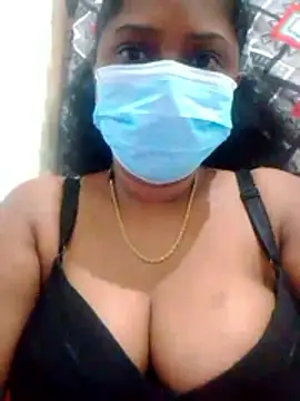 Snapshot of boosypussy chatting on 28, 4, 2026 boosypussy online show from 28, 4, 2026