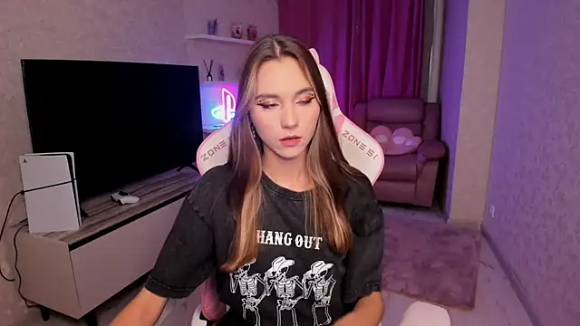 Snapshot of EllaCurtis chatting on 2, 3, 2026 EllaCurtis online show from 2, 3, 2026