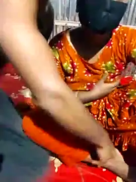 Snapshot of MONiSHA-moni-21 chatting on 3, 11, 2025 MONiSHA-moni-21 online show from 3, 11, 2025