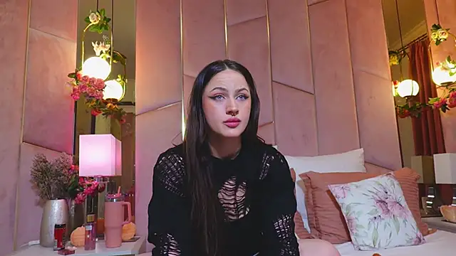 Snapshot of LucyLextonX chatting on 14, 3, 2026 LucyLextonX online show from 14, 3, 2026