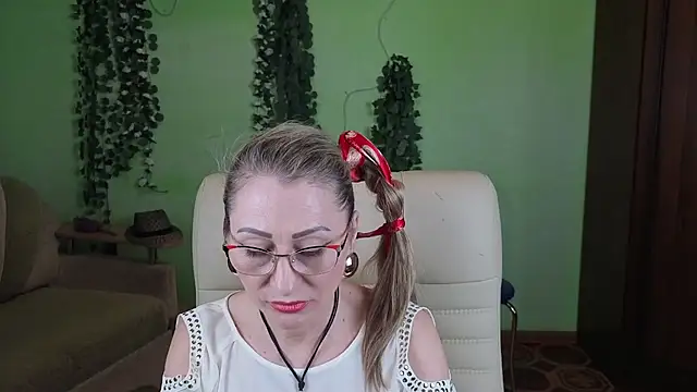 Habibi Honeyy online show from 5, 11, 2025