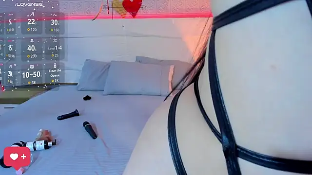 KamileBlake online show from 28, 9, 2025