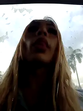 Snapshot of Daliana_Gounbolt chatting on 6, 10, 2025 Daliana Gounbolt online show from 6, 10, 2025