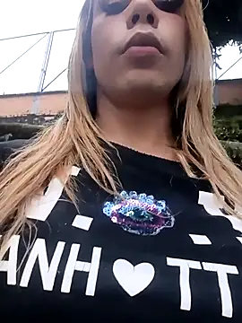 Snapshot of Daliana_Gounbolt chatting on 3, 11, 2025 Daliana Gounbolt online show from 3, 11, 2025