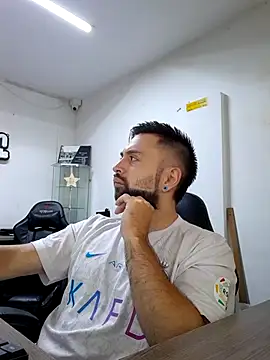 Snapshot of Nacho_Masters chatting on 14, 10, 2025 Nacho Masters online show from 14, 10, 2025