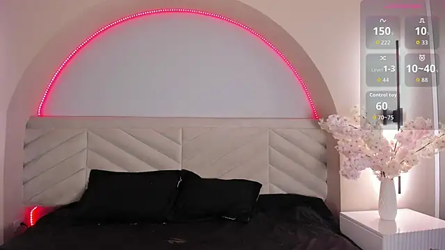 Snapshot of Bella_Williiams chatting on 9, 7, 2026 Bella Williiams online show from 9, 7, 2026
