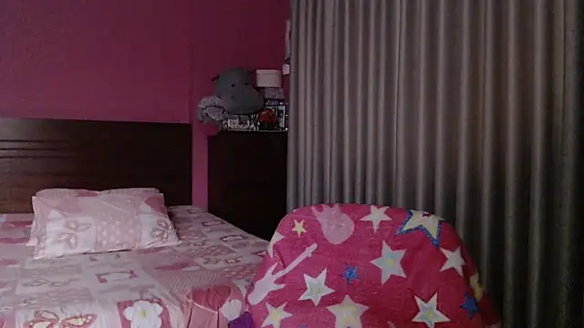 Snapshot of ConnieMagic chatting on 18, 10, 2025 ConnieMagic online show from 18, 10, 2025