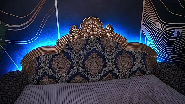 IvyLaurent online show from 11, 11, 2025