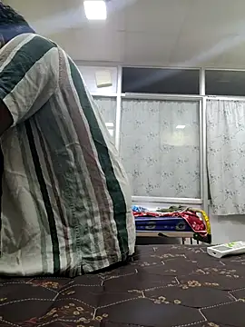 Snapshot of hi_itz_robin chatting on 21, 4, 2026 hi itz robin online show from 21, 4, 2026