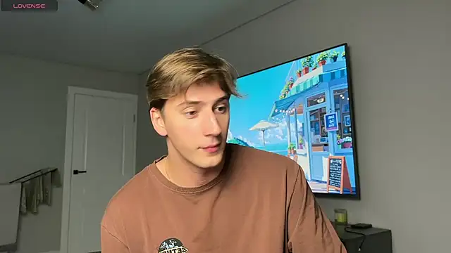 Snapshot of DaniHort chatting on 28, 10, 2025 DaniHort online show from 28, 10, 2025