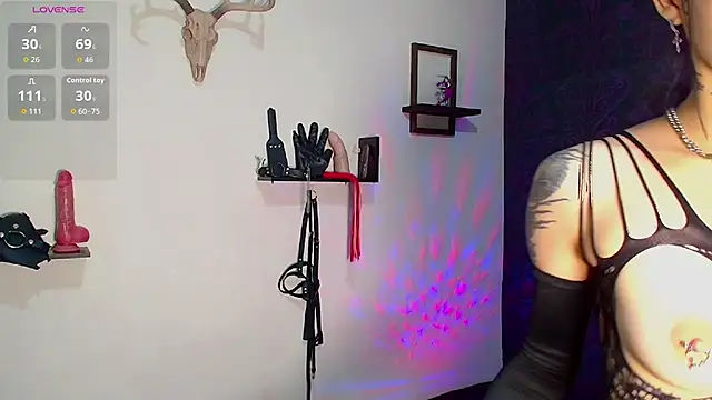 Snapshot of DakariaHills_ chatting on 25, 3, 2026 DakariaHills online show from 25, 3, 2026