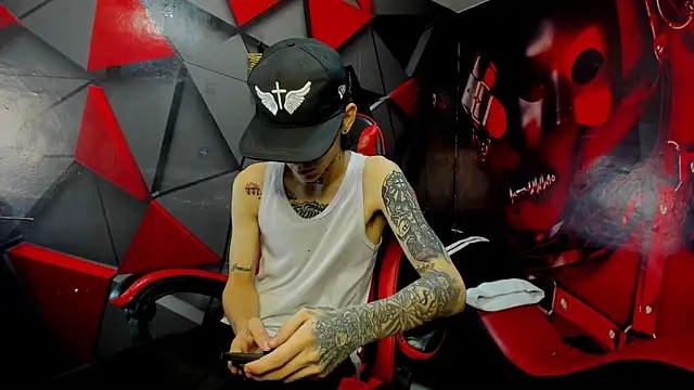 StraightBoy Nick online show from 22, 11, 2025