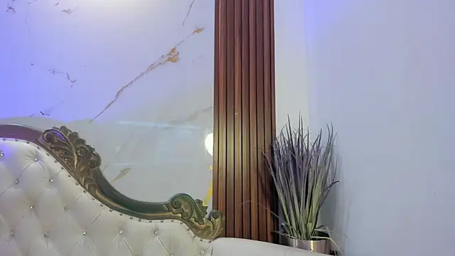 CoralieBronson online show from 12, 11, 2025