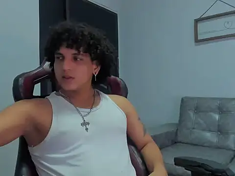 Snapshot of Xfire_boy69 chatting on 24, 9, 2025 Xfire boy69 online show from 24, 9, 2025