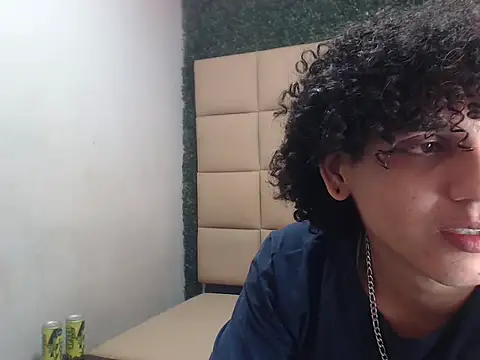 Snapshot of Xfire_boy69 chatting on 2, 10, 2025 Xfire boy69 online show from 2, 10, 2025