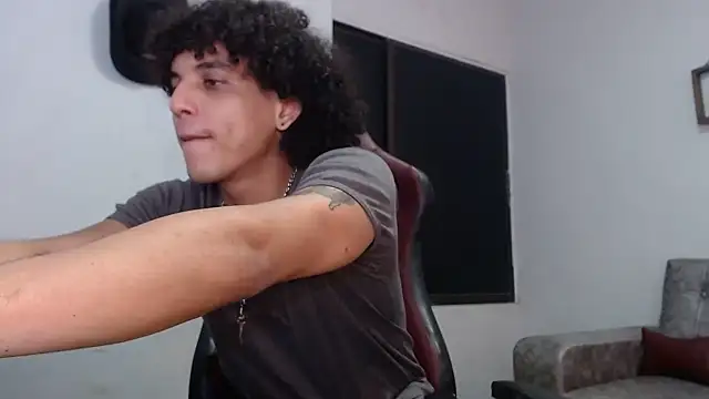 Snapshot of Xfire_boy69 chatting on 16, 10, 2025 Xfire boy69 online show from 16, 10, 2025